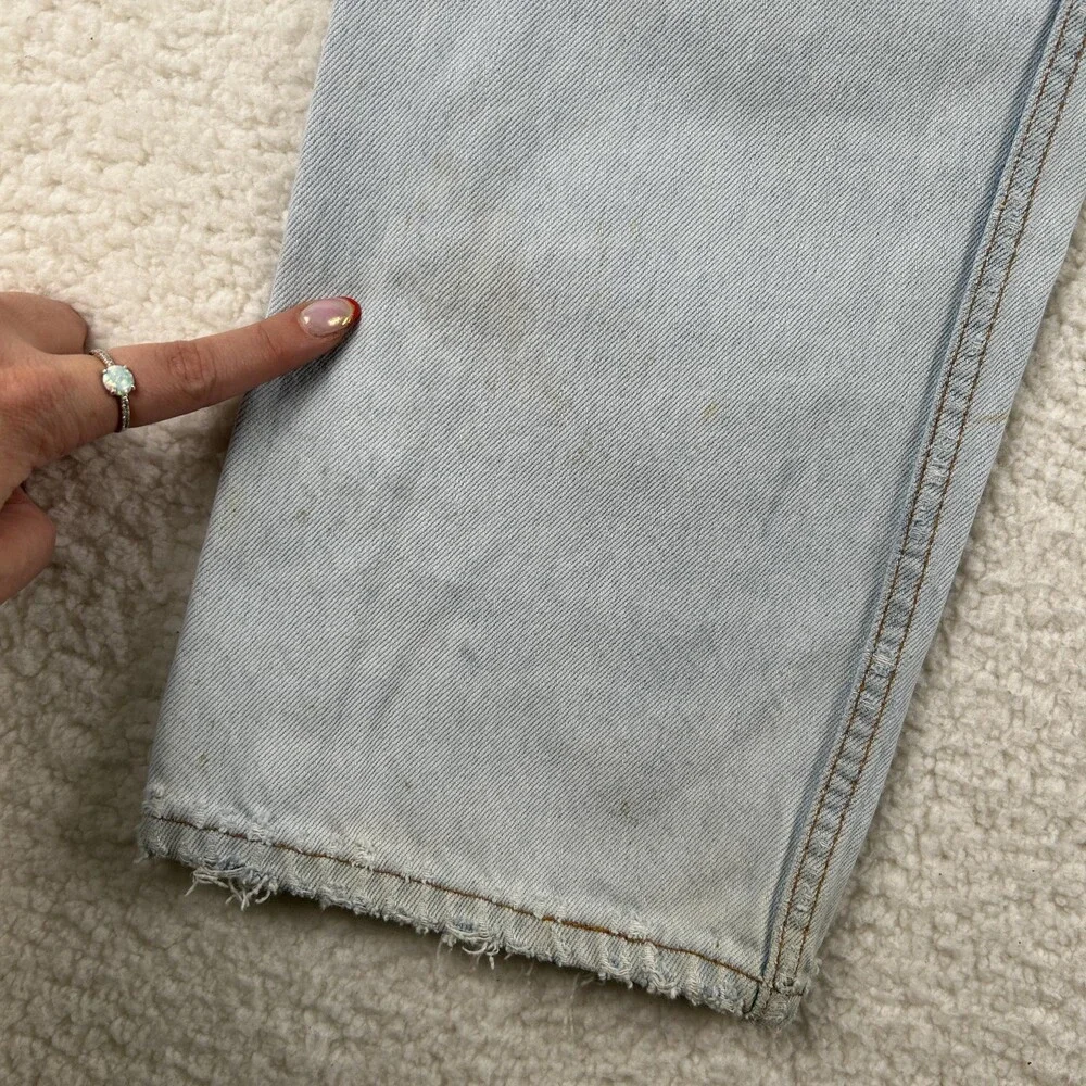 VTG Levis 501 Jeans Mens 30x31 Light Wash Straight Button Fly USA 90s Grunge